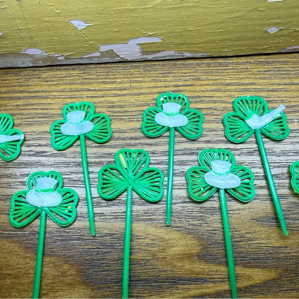 Green Shamrock Party Picks